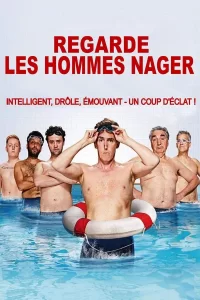 Regarde les hommes nager